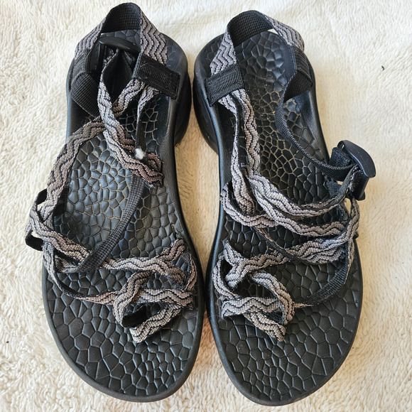 Chaco Women’s J10582 Size 8 Updraft EcoTread‎ X2 Gray Wave Toe Loop Sandals - Picture 1 of 2